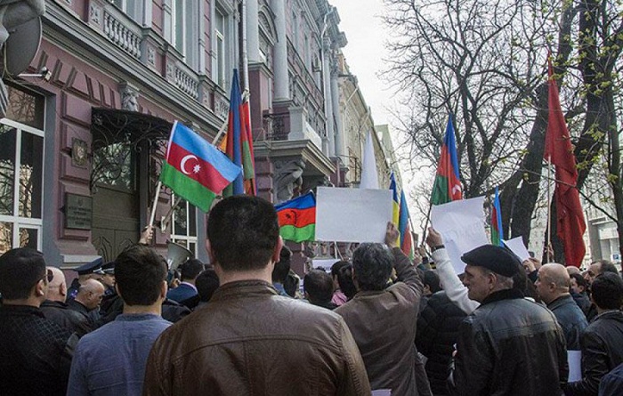 Une manifestation organisée à Kiev contre les Arméniens 